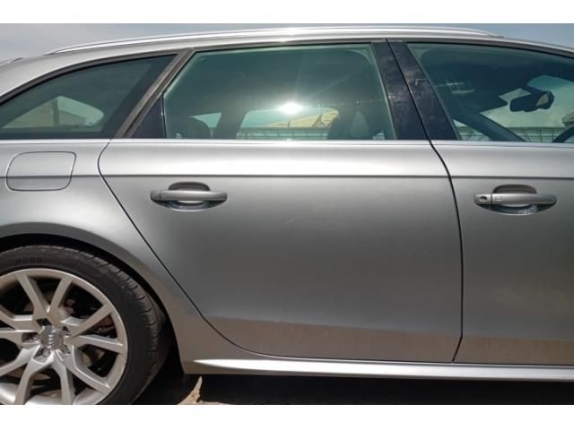 bontott AUDI A4 B8 Tetőpolc Tartó