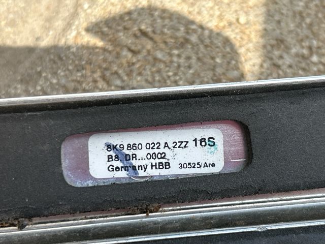 bontott AUDI A4 B8 Tetősín Pár