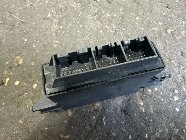 bontott AUDI A4 B8 Tolatóradar Elektronika