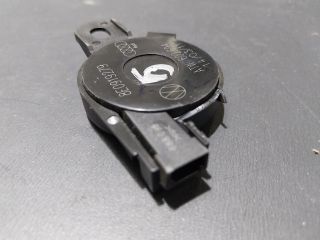 bontott AUDI A4 B8 Tolatóradar Hangszóró