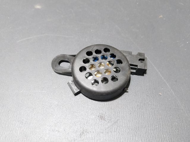 bontott AUDI A4 B8 Tolatóradar Hangszóró
