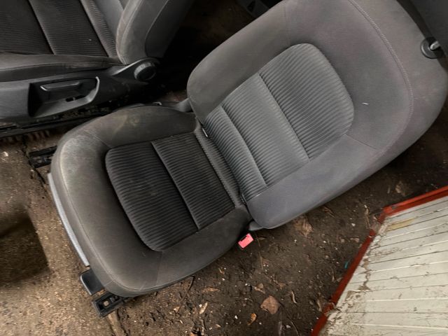 bontott AUDI A4 B8 Ülés Szett