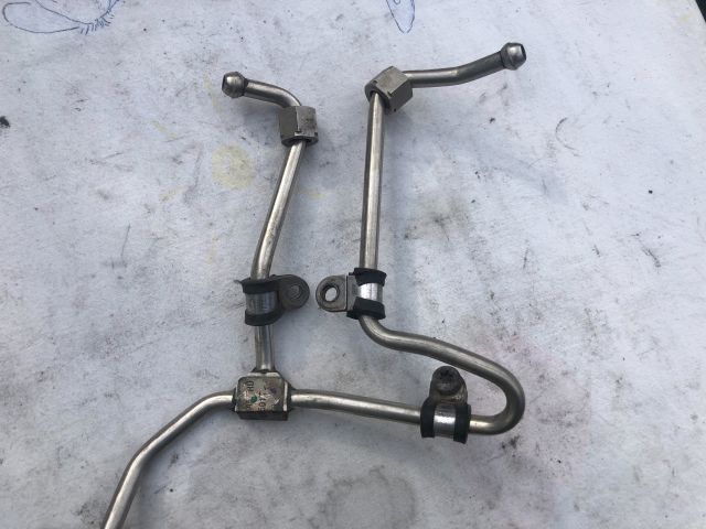 bontott AUDI A4 B8 Üzemanyagcső