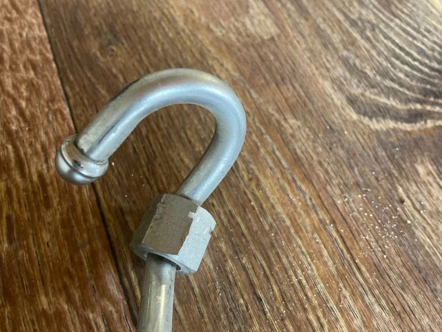 bontott AUDI A4 B8 Üzemanyagcső