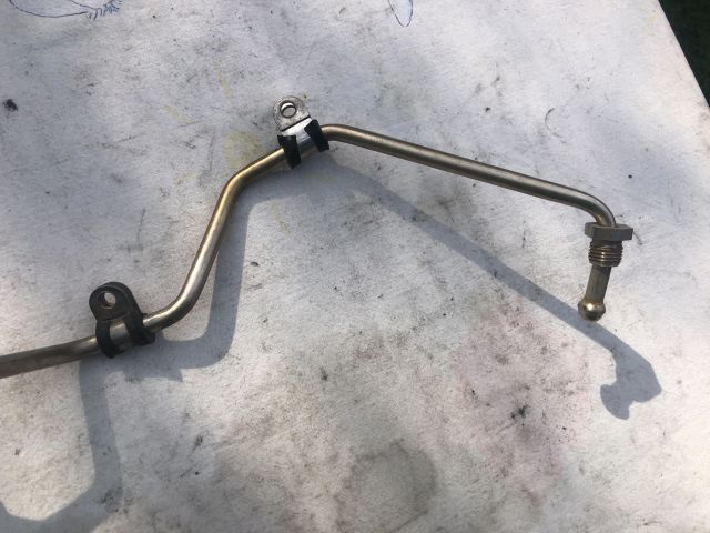 bontott AUDI A4 B8 Üzemanyagcső