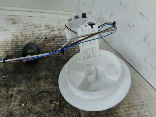 bontott AUDI A4 B8 Üzemanyagszint Jeladó