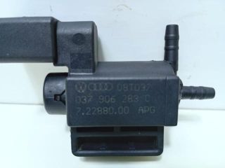 bontott AUDI A4 B8 Vákum Szelep