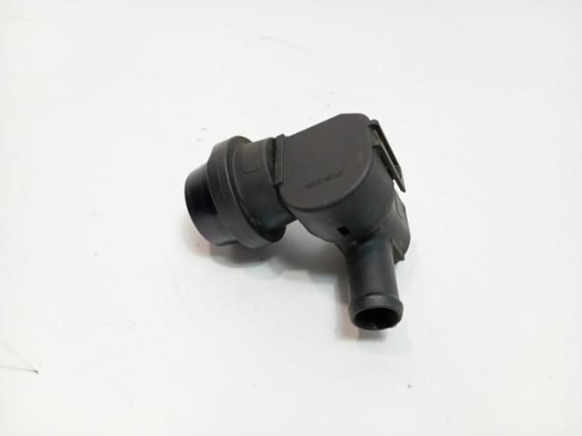 bontott AUDI A4 B8 Vákum Szelep