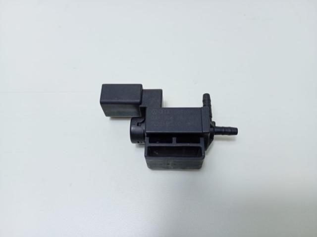 bontott AUDI A4 B8 Vákum Szelep