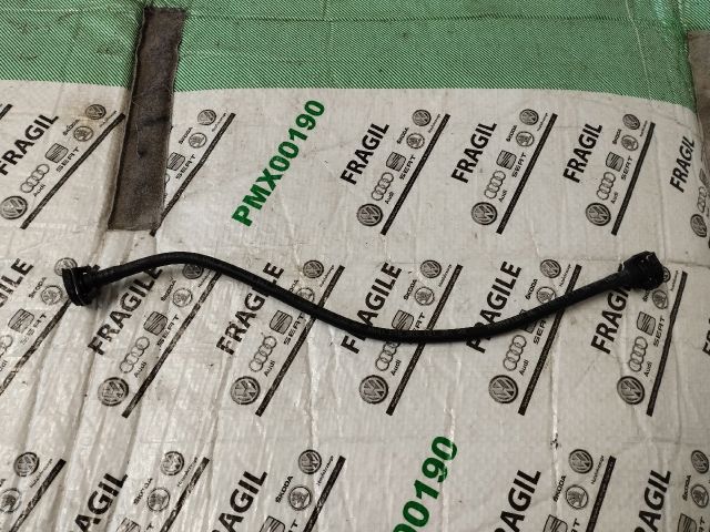 bontott AUDI A4 B8 Vákuumcső