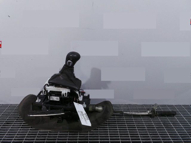 bontott AUDI A4 B8 Váltógomb