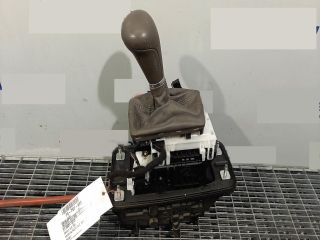 bontott AUDI A4 B8 Váltógomb