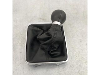 bontott AUDI A4 B8 Váltógomb