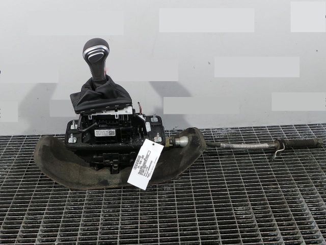 bontott AUDI A4 B8 Váltógomb