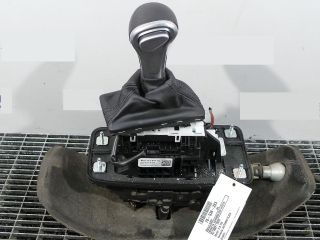 bontott AUDI A4 B8 Váltógomb