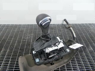 bontott AUDI A4 B8 Váltógomb