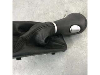 bontott AUDI A4 B8 Váltógomb