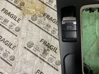 bontott AUDI A4 B8 Váltókar Keret