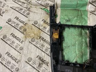 bontott AUDI A4 B8 Váltókar Keret