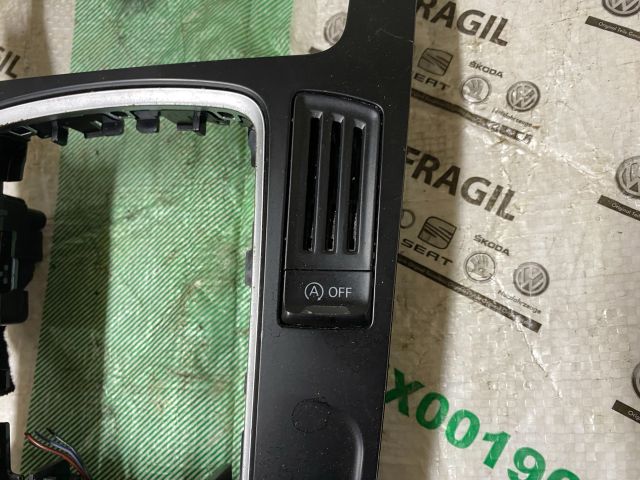 bontott AUDI A4 B8 Váltókar Keret