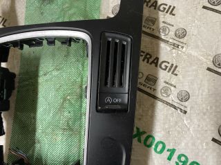 bontott AUDI A4 B8 Váltókar Keret