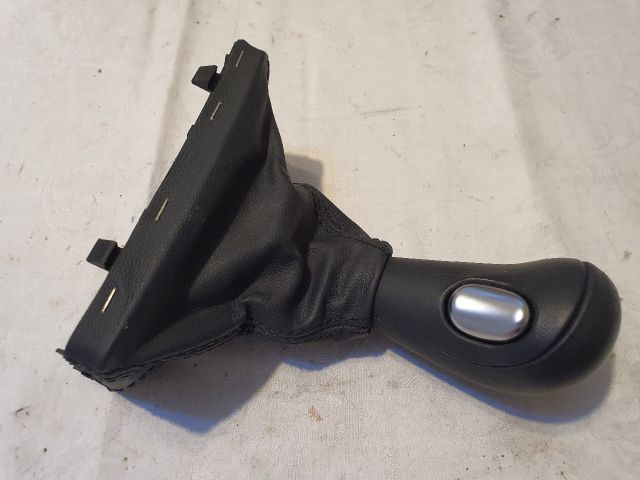 bontott AUDI A4 B8 Váltószoknya