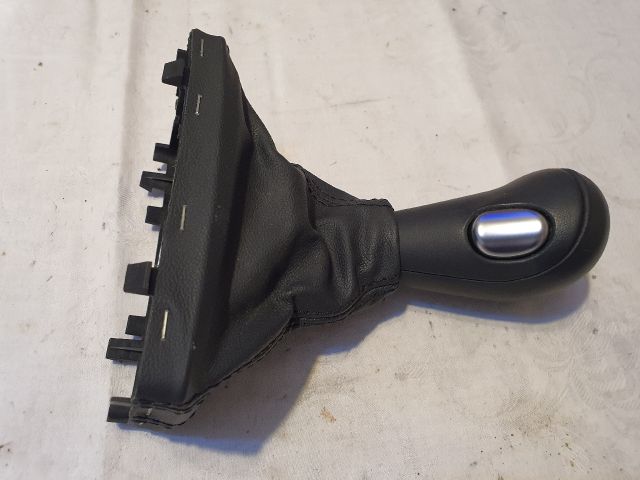 bontott AUDI A4 B8 Váltószoknya