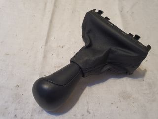 bontott AUDI A4 B8 Váltószoknya