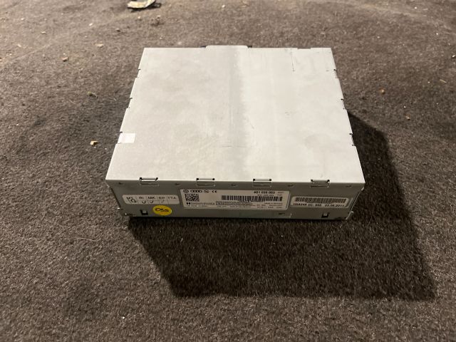 bontott AUDI A4 B8 Végfok