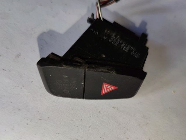 bontott AUDI A4 B8 Vészvillogó Kapcsoló