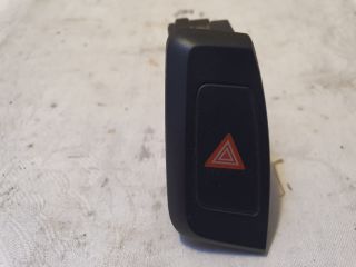 bontott AUDI A4 B8 Vészvillogó Kapcsoló