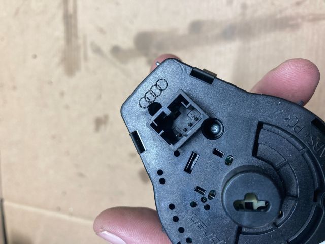 bontott AUDI A4 B8 Világítás Kapcsoló