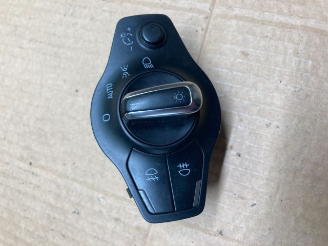 bontott AUDI A4 B8 Világítás Kapcsoló