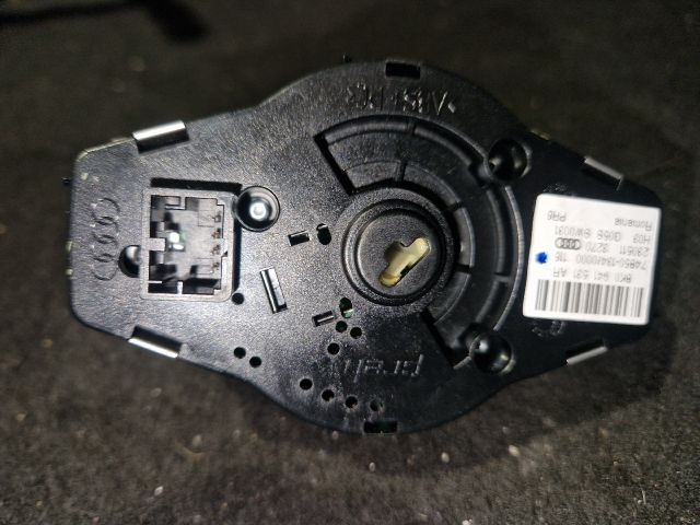 bontott AUDI A4 B8 Világítás Kapcsoló