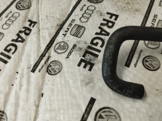 bontott AUDI A4 B8 Vízcső