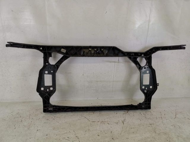 bontott AUDI A4 B8 Vízhűtő Radiátor Tartó