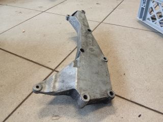 bontott AUDI A4 B8 Vízhűtő Radiátor Tartó