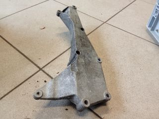 bontott AUDI A4 B8 Vízhűtő Radiátor Tartó