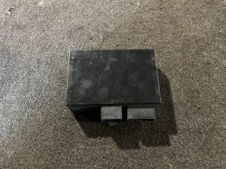 bontott AUDI A4 B8 Vonóhorog Elektronika