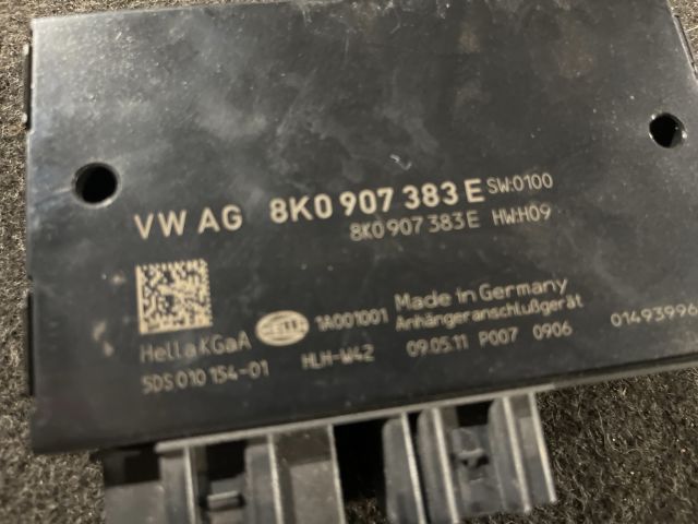 bontott AUDI A4 B8 Vonóhorog Elektronika