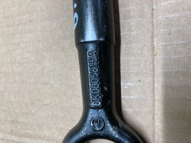 bontott AUDI A4 B8 Vonószem