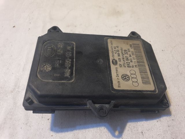 bontott AUDI A4 B8 Xenon Trafó