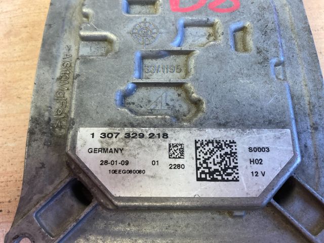 bontott AUDI A4 B8 Xenon Trafó