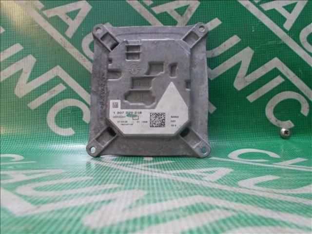 bontott AUDI A4 B8 Xenon Trafó