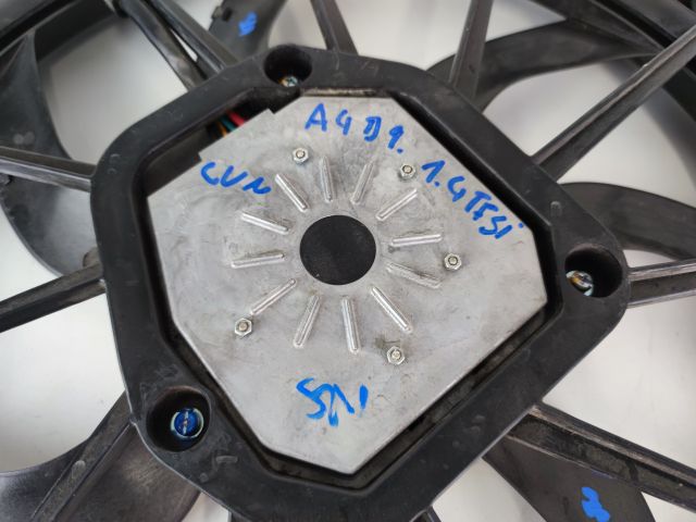 bontott AUDI A4 B9 Hűtőventilátor