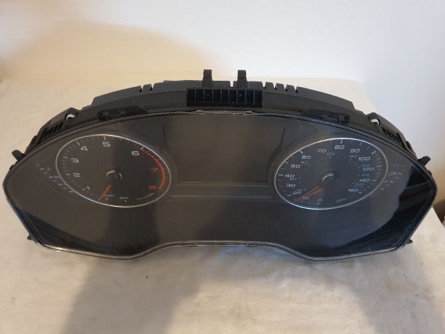 bontott AUDI A4 B9 Kilométeróra