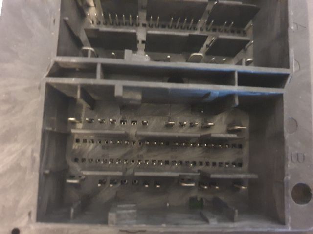 bontott AUDI A4 B9 Komfort Elektronika