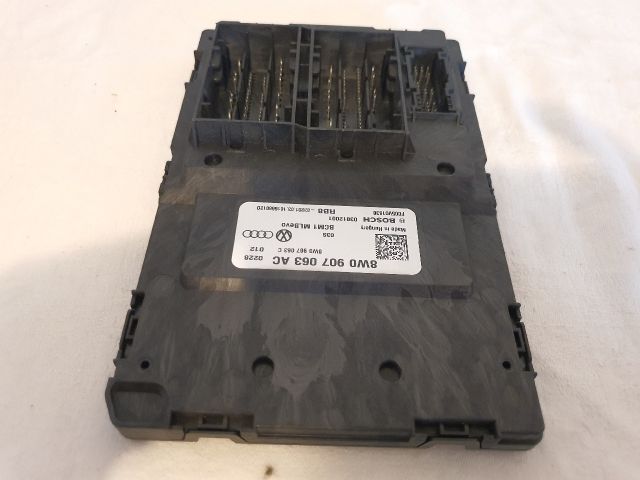bontott AUDI A4 B9 Komfort Elektronika