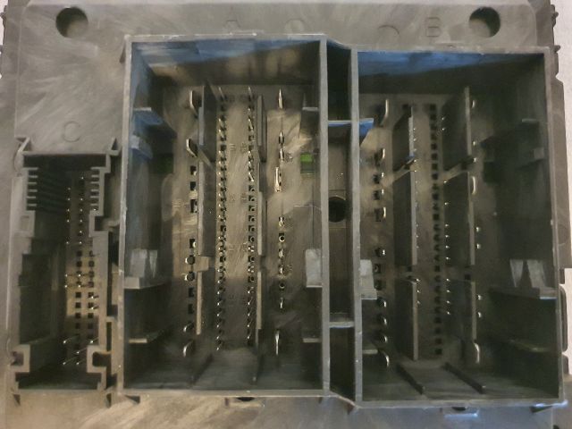 bontott AUDI A4 B9 Komfort Elektronika