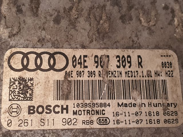 bontott AUDI A4 B9 Motorvezérlő